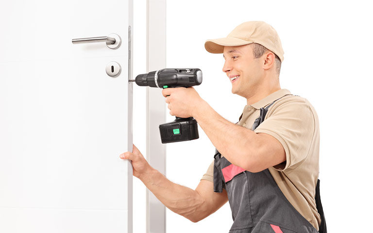 Green locksmith provides local locksmith services in Daytona Beach & Ormond Beach, FL